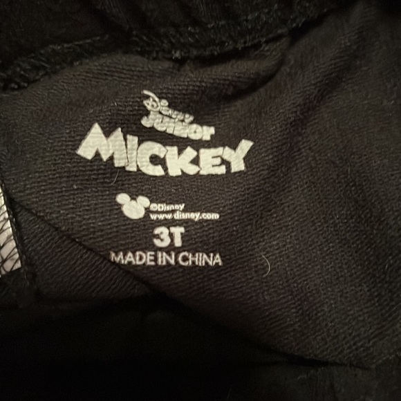 Mickey shorts - Picture 3 of 4